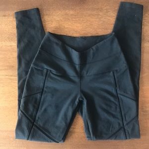 Full length Karma leggings with mesh accents EUC